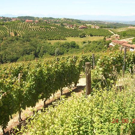 Tenuta Calabiana Diano dʼAlba Esterno foto